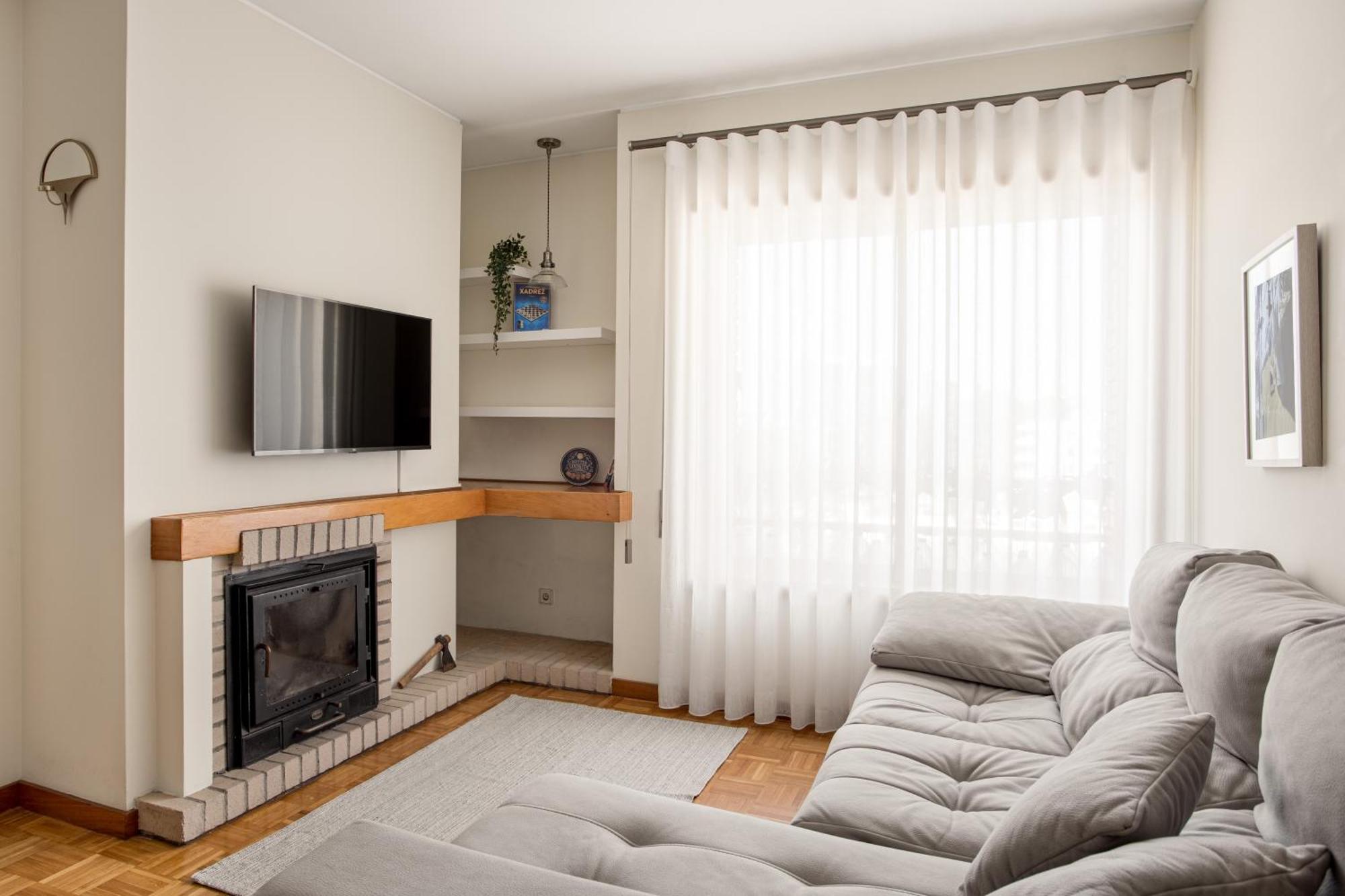 Joivy Stylish City Centre Flat With Parking มายา ภายนอก รูปภาพ